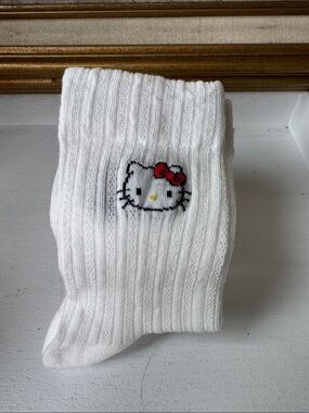 White Ribbed Crew Socks Y2K Kawaii Sanrio Coquette